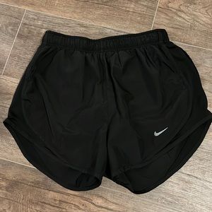 Nike Women's Dri-Fit Tempo Running Shorts